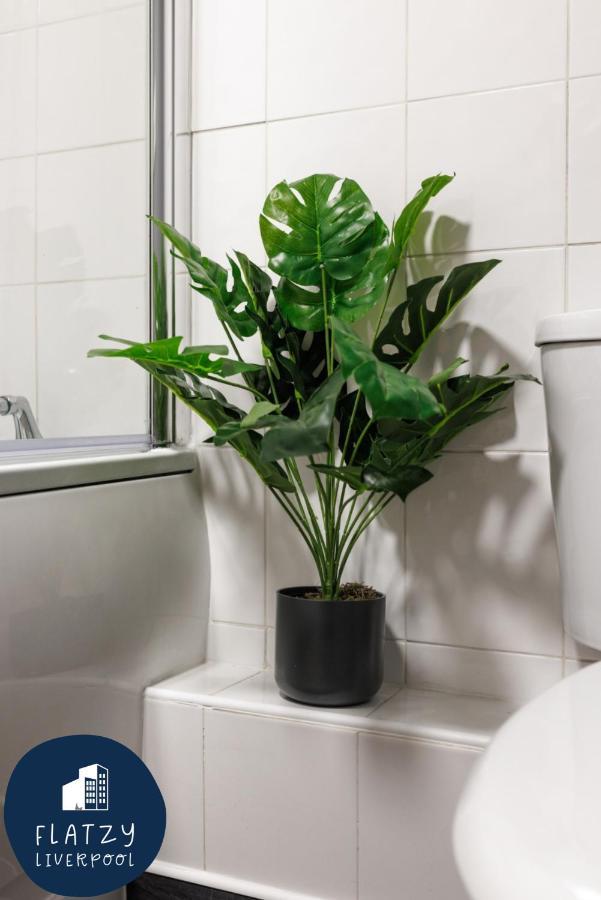 Flatzy - Modern Apartment Close To Football Stadiums Liverpool Eksteriør bilde